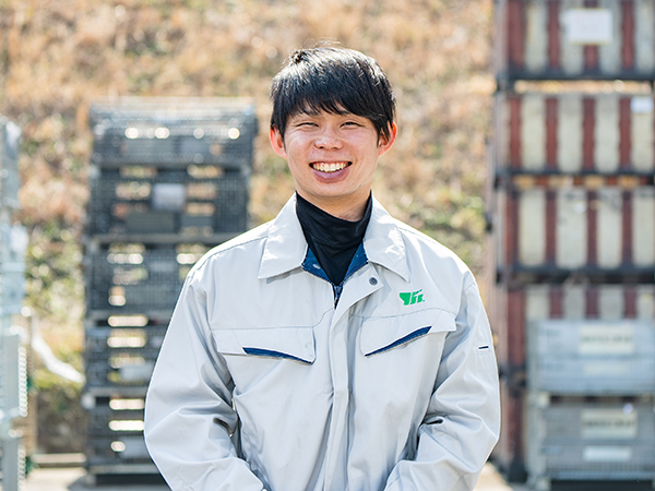 採用情報｜八城グループででは新卒採用、キャリア採用を積極的に行っています｜株式会社八城工業、株式会社フォースワン、大橋工業、アベニュー｜建設機械、自動車フレームの部品製造メーカー｜プレス加工・溶接・組立・レーザー加工｜ベテラン職人から若手の育成まで、働きやすい環境作りに力を入れています